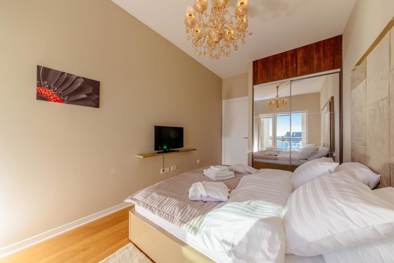 Отель Hotel Tre Canne Будва